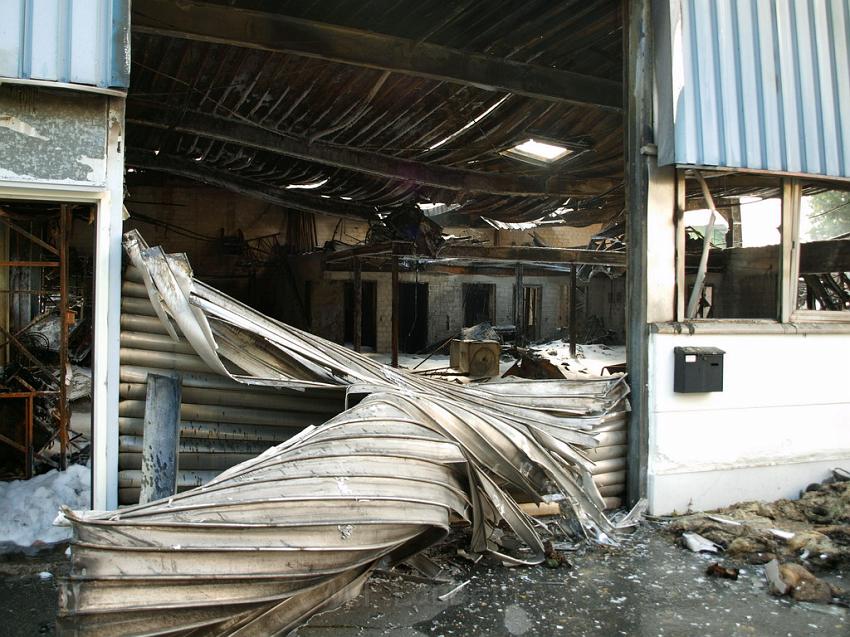 Feuer Halle Siegburg Gewerbegebiet Zange P015.JPG